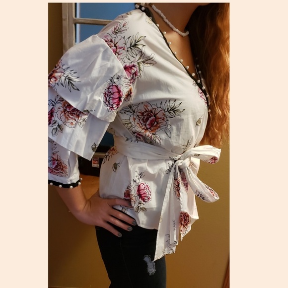 🆕️ NWT Relativity Kimono style wrap top - Picture 3 of 7